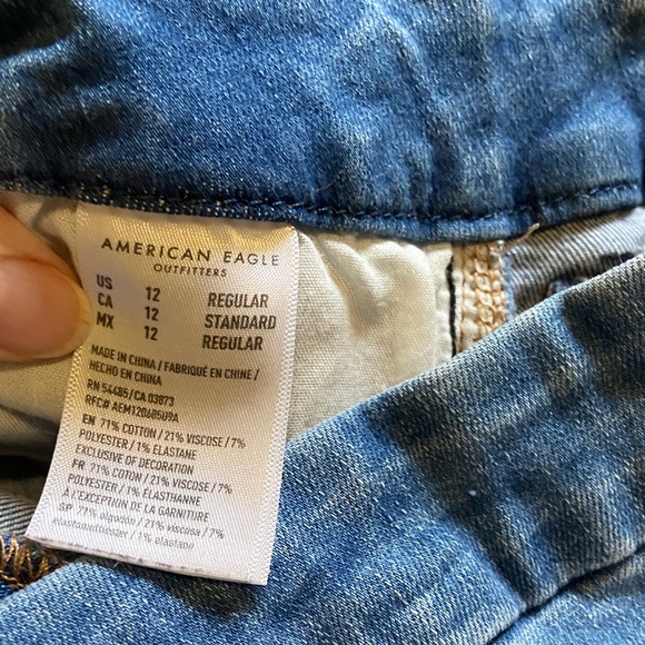 American Eagle Outfitters Deep Blue Ankle Jeans - Picture 4 of 5
